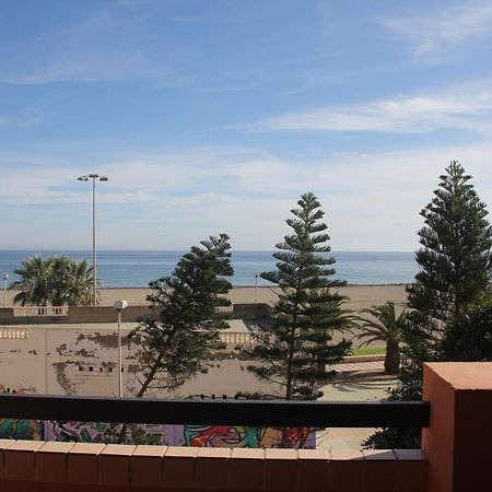 Apartamento En Primera Linea De Playa, Con Vistas A La Playa Y Con Wifi Roquetas de Mar Dış mekan fotoğraf