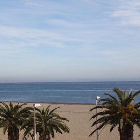 Apartamento En Primera Linea De Playa, Con Vistas A La Playa Y Con Wifi Roquetas de Mar Dış mekan fotoğraf