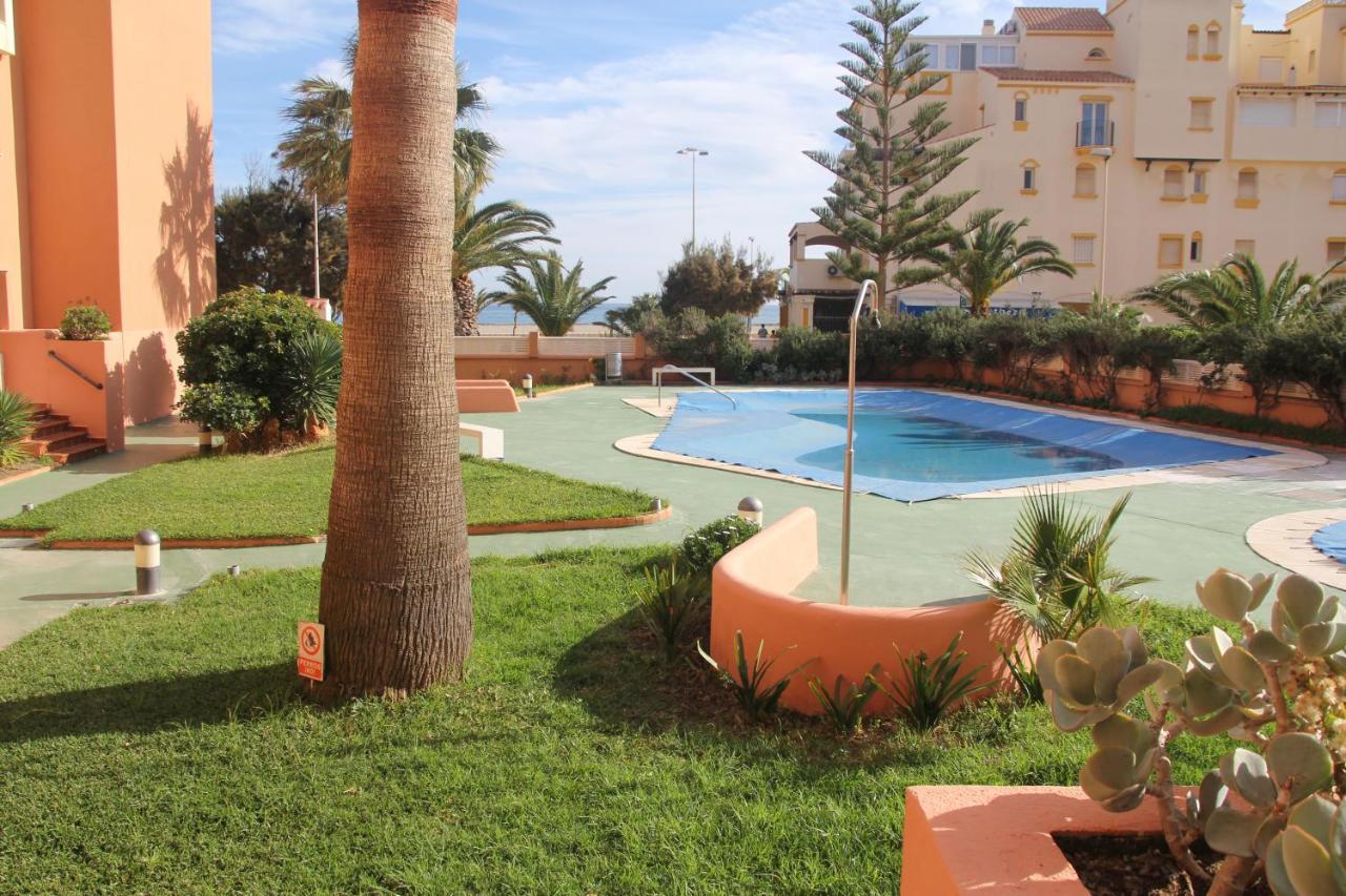 Apartamento En Primera Linea De Playa, Con Vistas A La Playa Y Con Wifi Roquetas de Mar Dış mekan fotoğraf